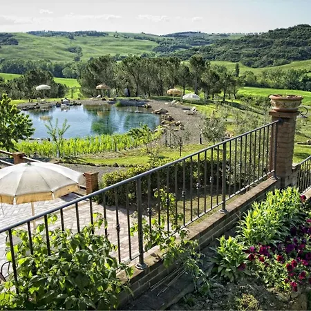 Apartmán Sleeps 8 Pool Wifi